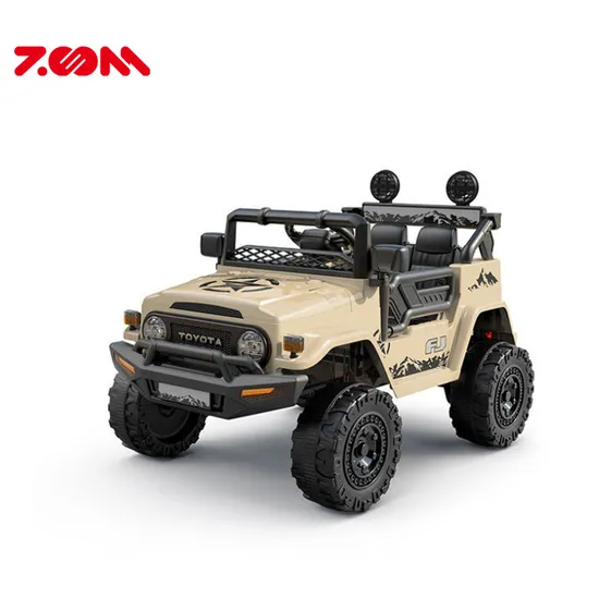 R/Cライセンス取得済みのトヨタFJクルーザーのライドオンカーのドアは開閉可能